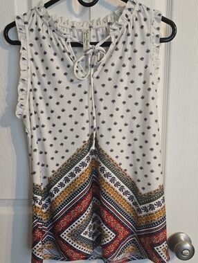 PerSeption Concept White Sleeveless Tie-Neck Top with Red & Gold Border Print